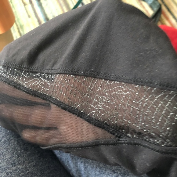 Wunder Under Hi Rise Infinite Black Lace Mesh 4 - Picture 4 of 8